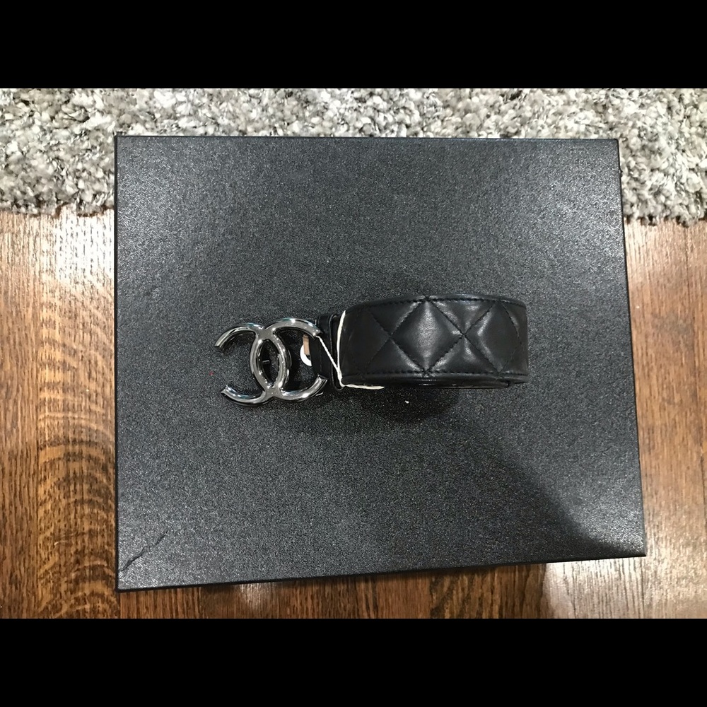 Chanel quilted belt